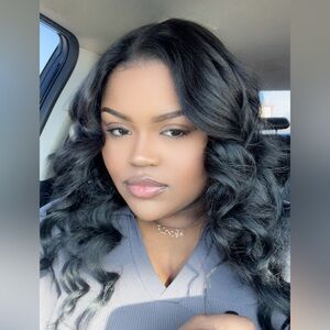 Meet your Posher, Rori